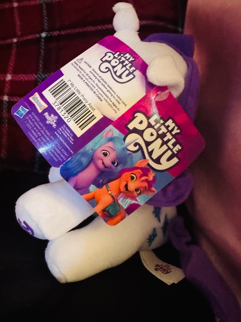 7-inch My Little Pony Rarity Plush — White & Purple Unicorn - Hasbro - Picture 11 of 11